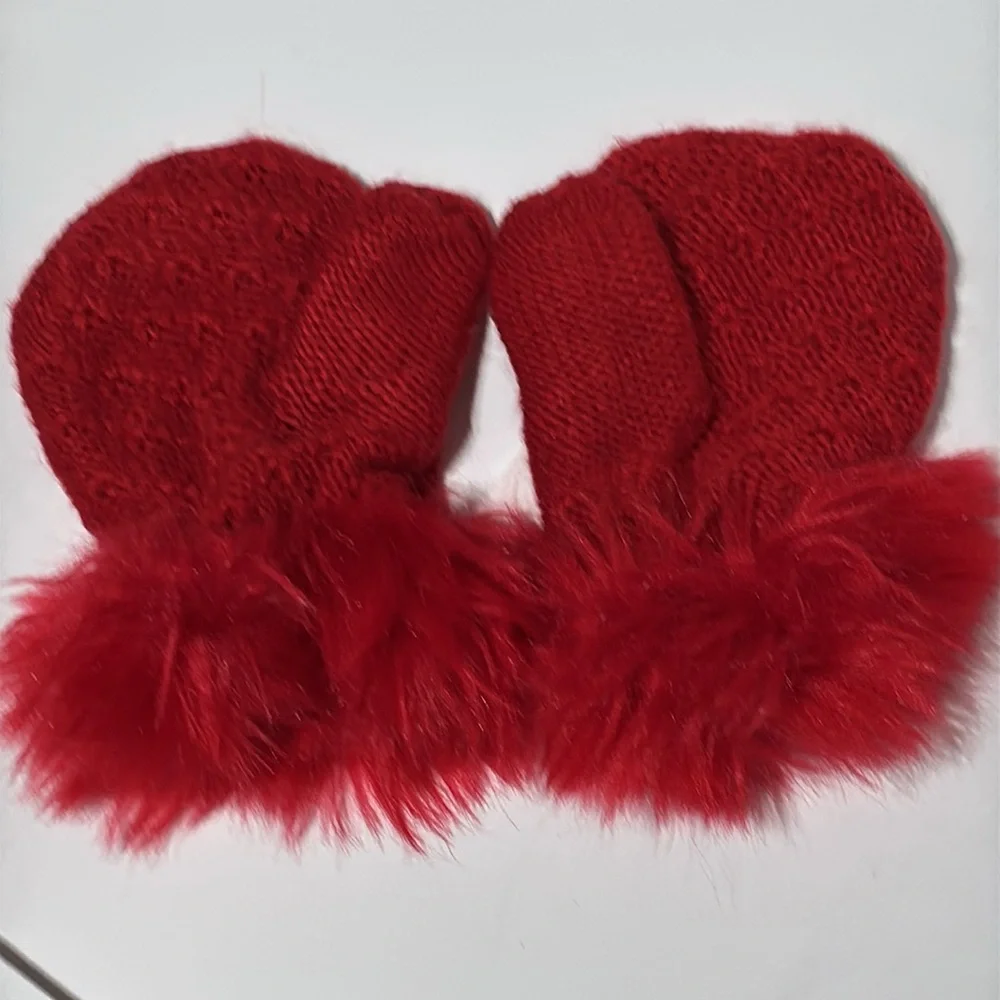 Janie and Jack Baby Girls Faux Fur Cuff Sweater Mittens in Red
